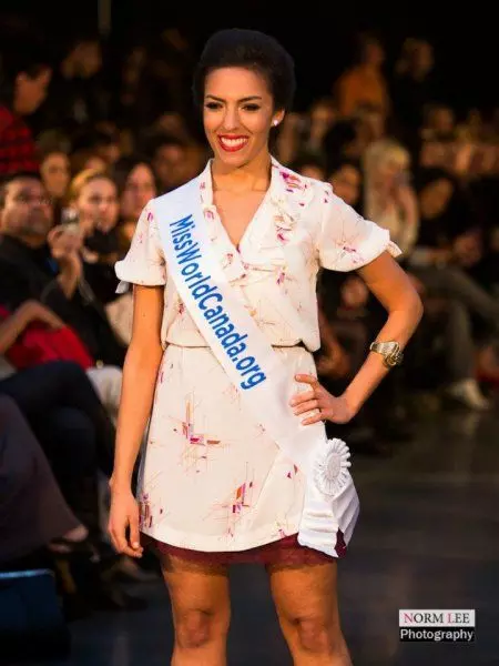 Miss World Canada.org Ribbon Sash
